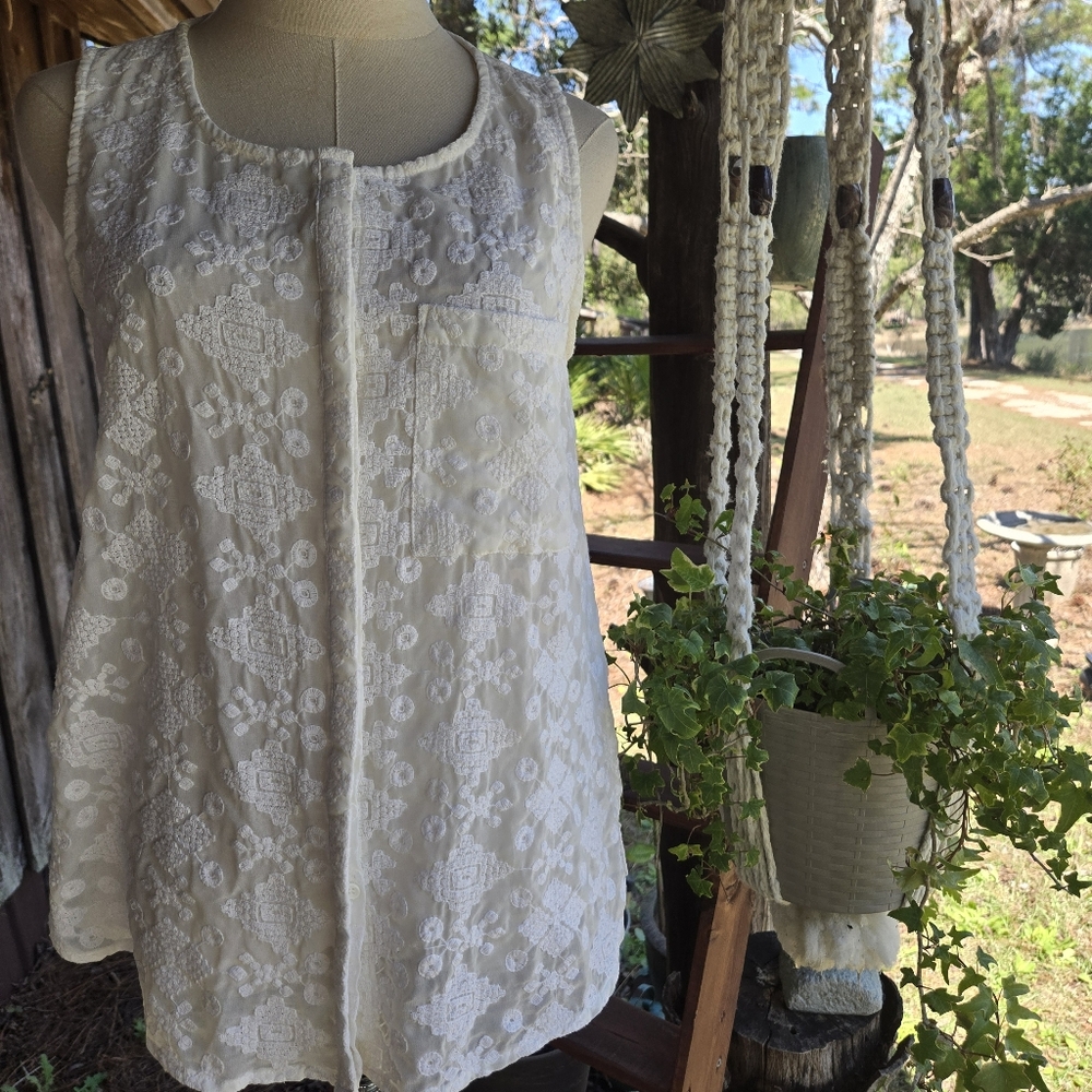 Pleione Off White Boho Whimsigoth Sleeveless Summer Embroidered Top Size Small
